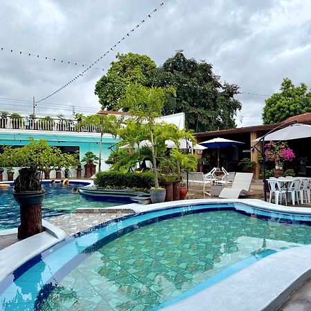 Vincent Resort Hotel Angeles Εξωτερικό φωτογραφία