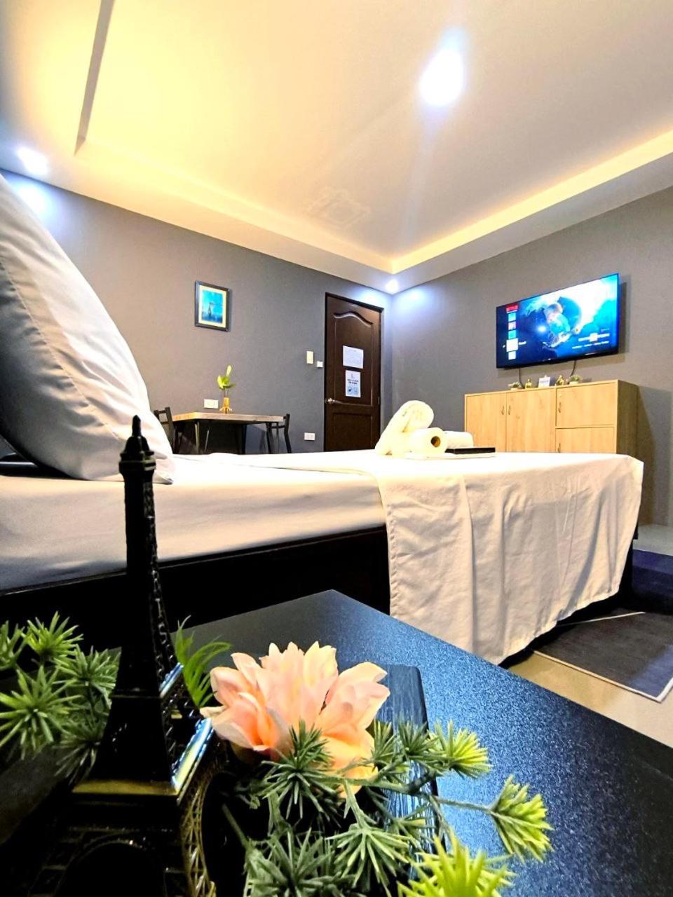 Vincent Resort Hotel Angeles Εξωτερικό φωτογραφία
